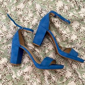 Brand new mermaid 🧜‍♀️ blue heels 💕